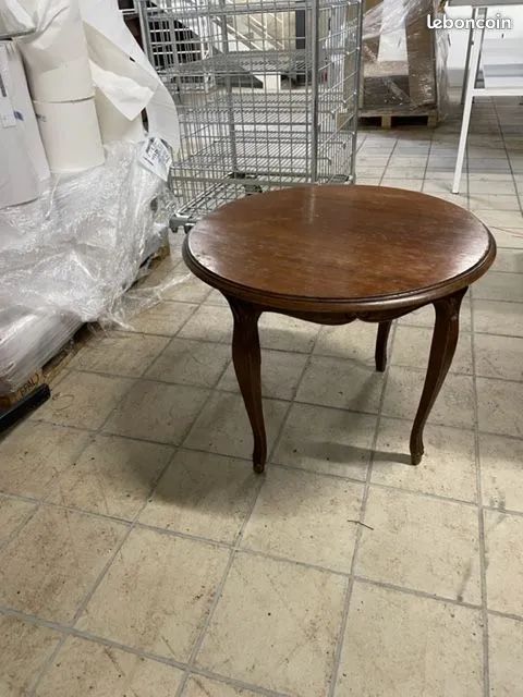 Table ronde basse pieds Louis XVI (image 3)