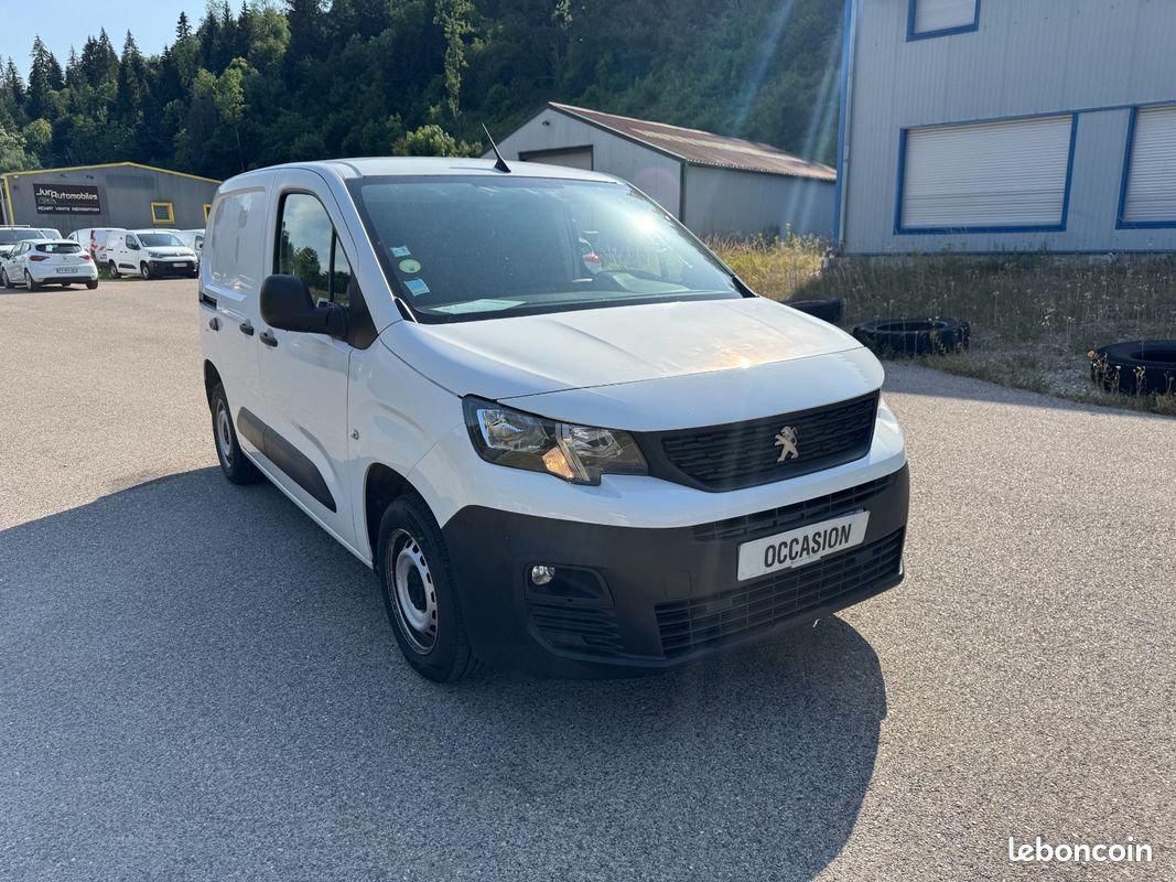 Peugeot partner blue hdi 100cv 650kg club 8741ht (image 2)