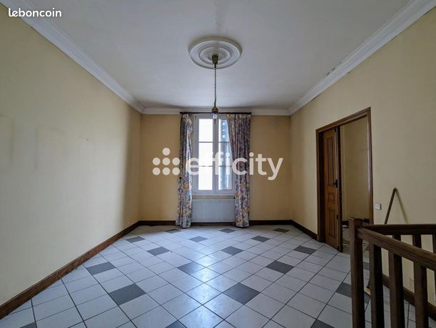 Immeuble 10 pièces 247 m²