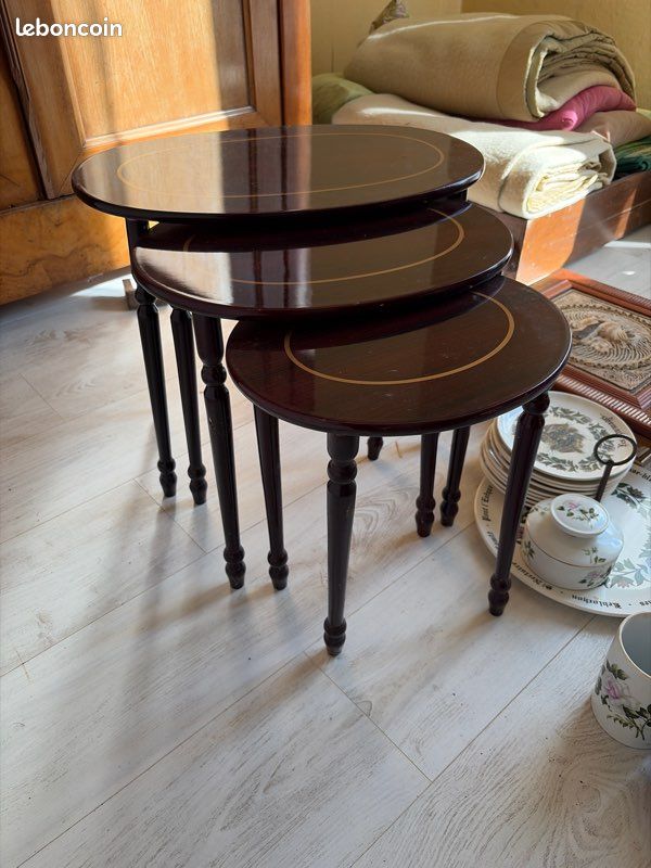 Ameublement table gigogne (image 1)