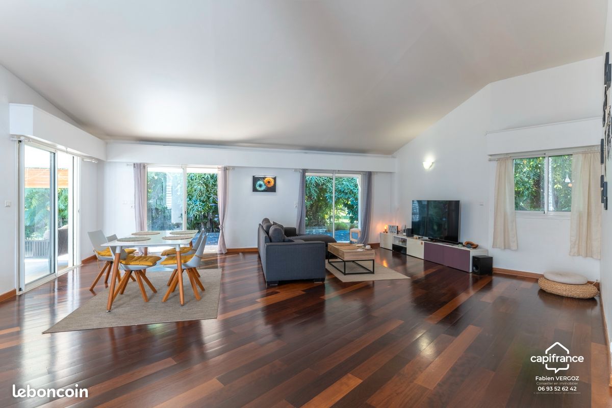 Maison 4 pièces 150 m² · à Sainte-Marie · 150 m² · 560 000 €