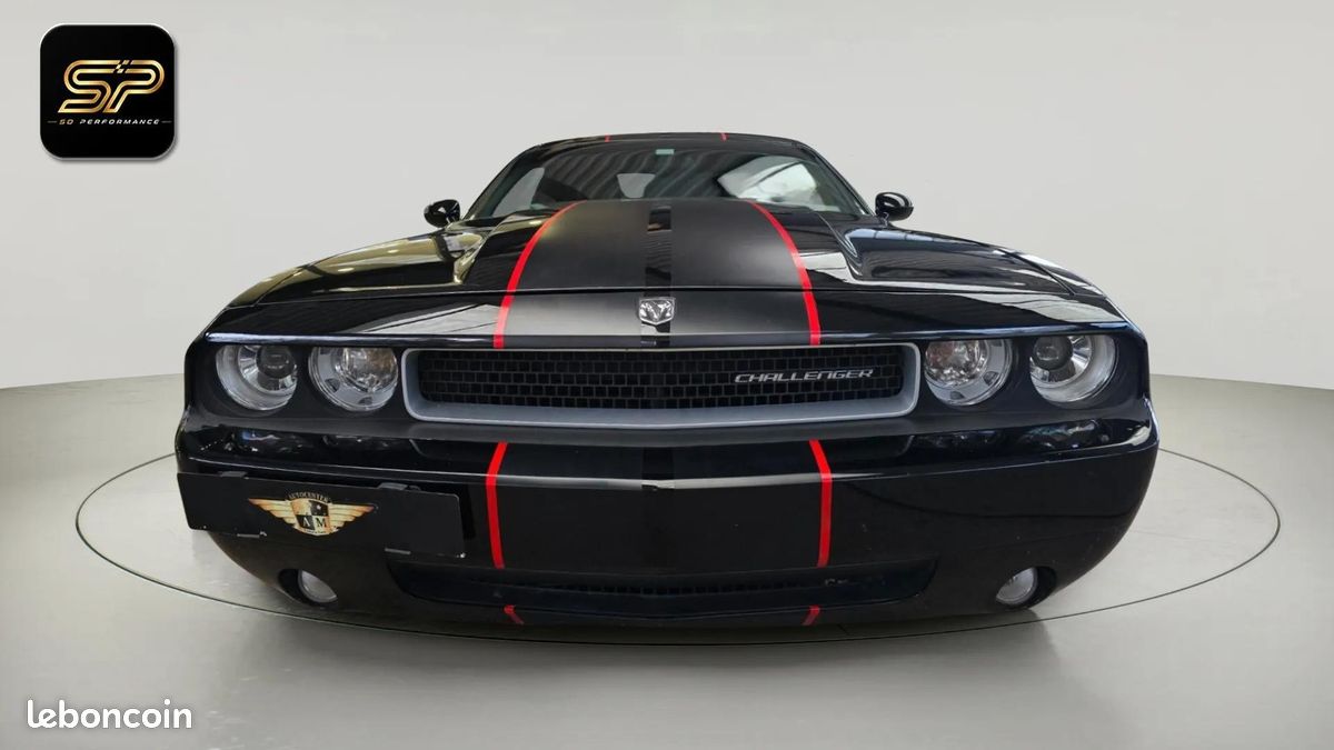 Dodge CHALLENGER 3.6 V6 * Cervini * Boîte Automatique * Cuir * CarPlay * Android Auto * Jantes 20" (image 11)