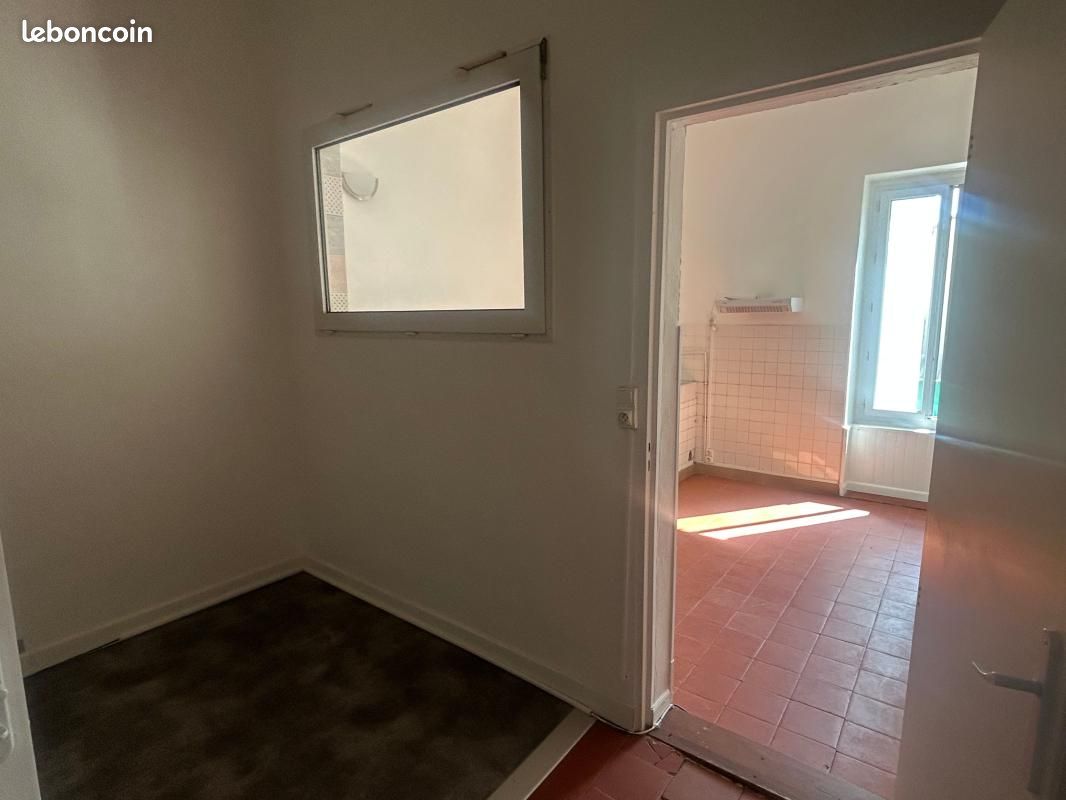 Appartement 2 pièces 25 m² · à Nîmes · 25 m² · 400 €/mois
