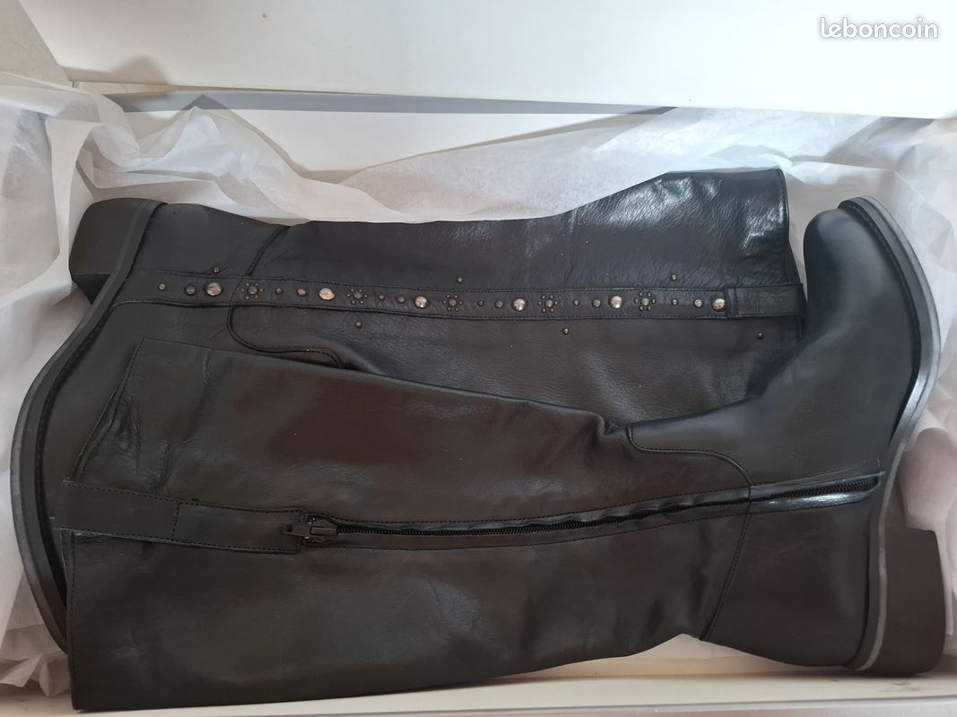 Bottes Neuves Cuir noir (image 3)