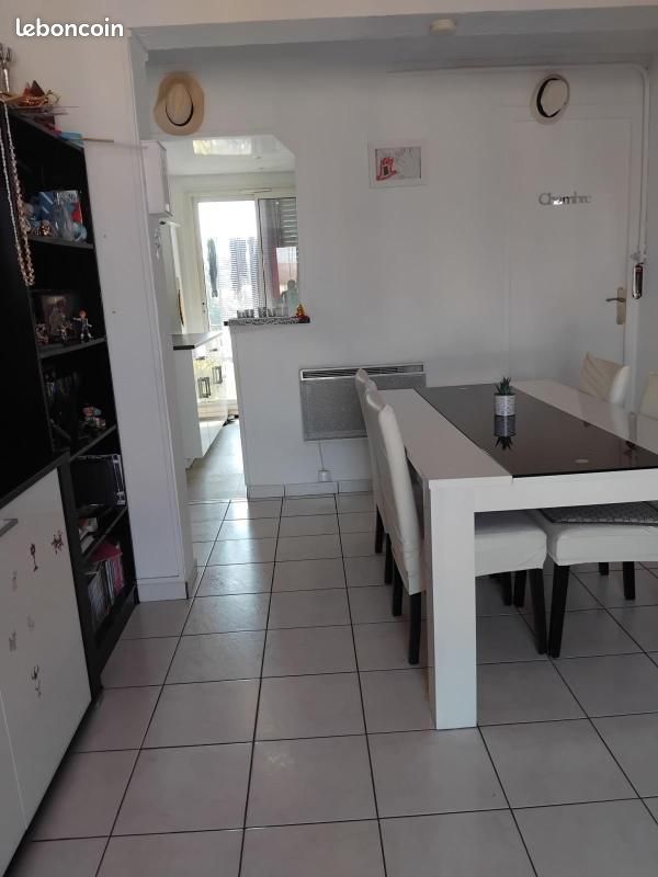 Appartement 1 pièce 55 m² · à Marseille · 55 m² · 500 €