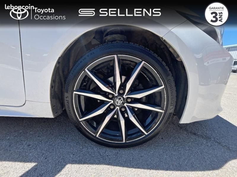 Toyota Corolla Touring Spt 1.8 140ch GR Sport MY24 (image 16)