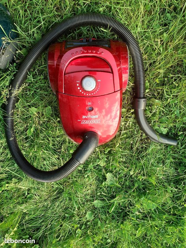Aspirateur (image 1)