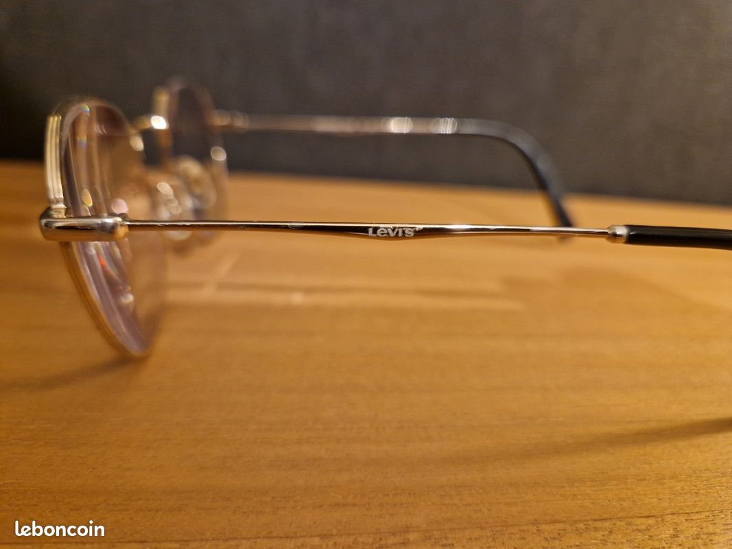 Lunettes de vue LV 5024 Levi's (image 5)