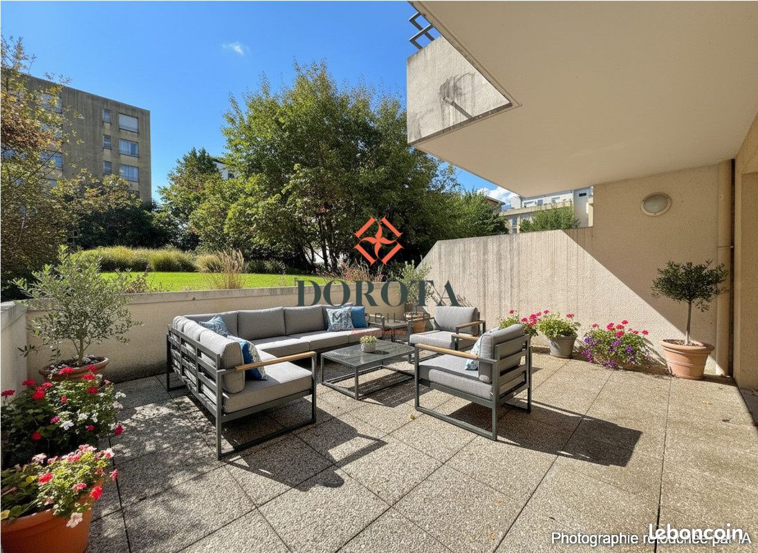 Appartement 3 pièces 56 m² · à Grenoble · 56 m² · 99 000 €