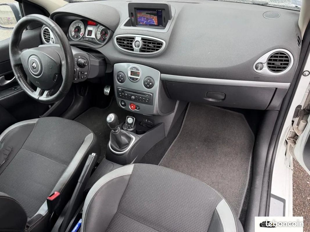 Renault Clio 1.6 130 GT (image 15)