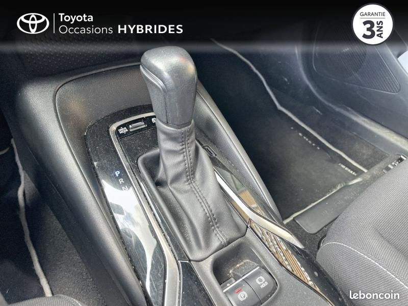 Toyota Corolla 122h Dynamic MY22 (image 17)