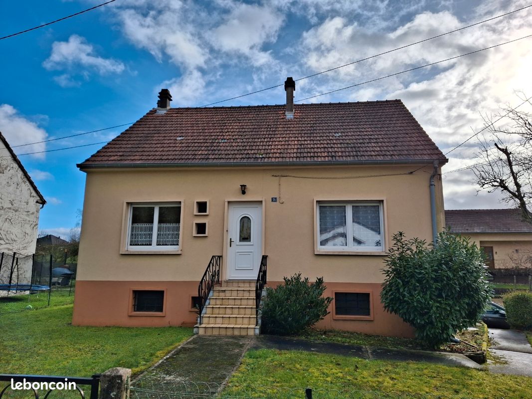 Maison 4 pièces 91 m² · à Puttelange-aux-Lacs · 91 m² · 890 €