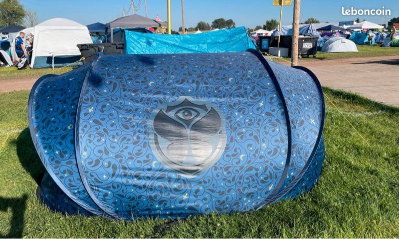 Tente pop-up Tomorrowland personnes Sport Plein air