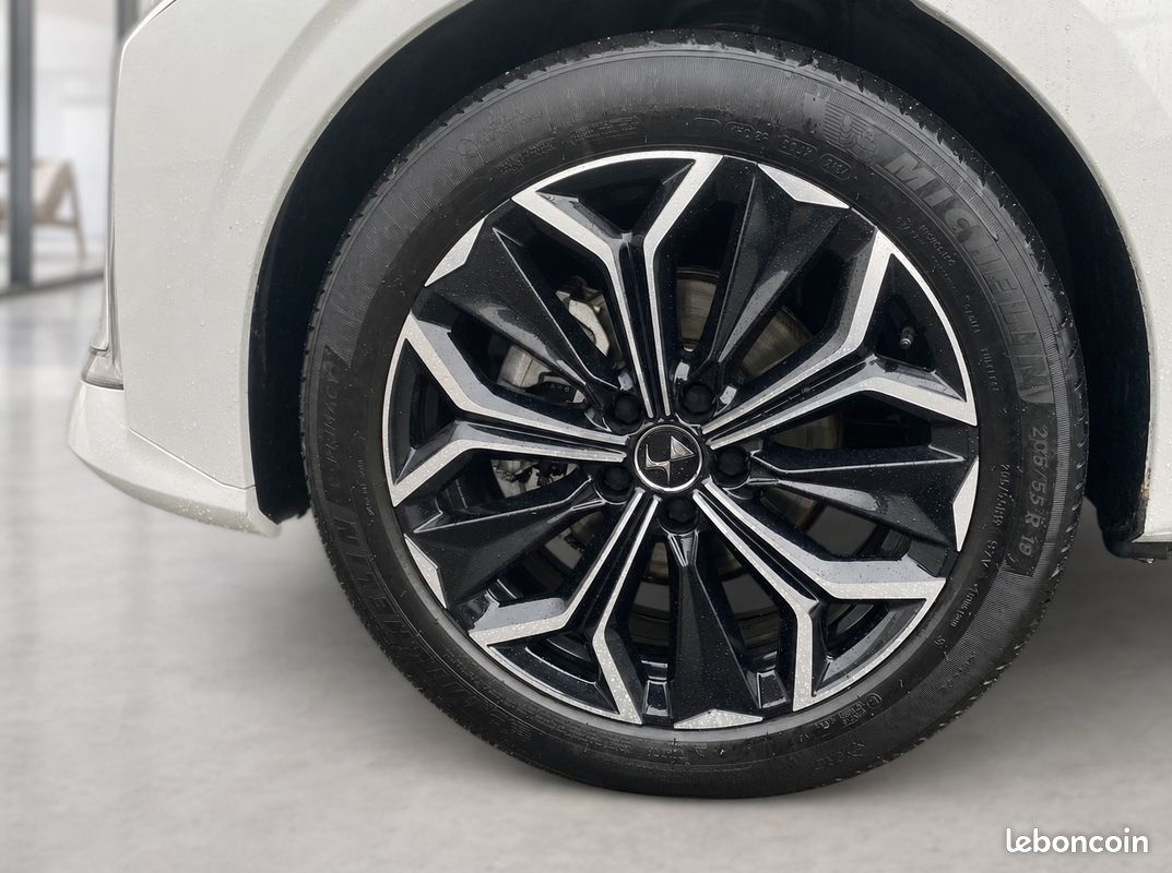 Ds 4 etoile 136 hybride (image 5)