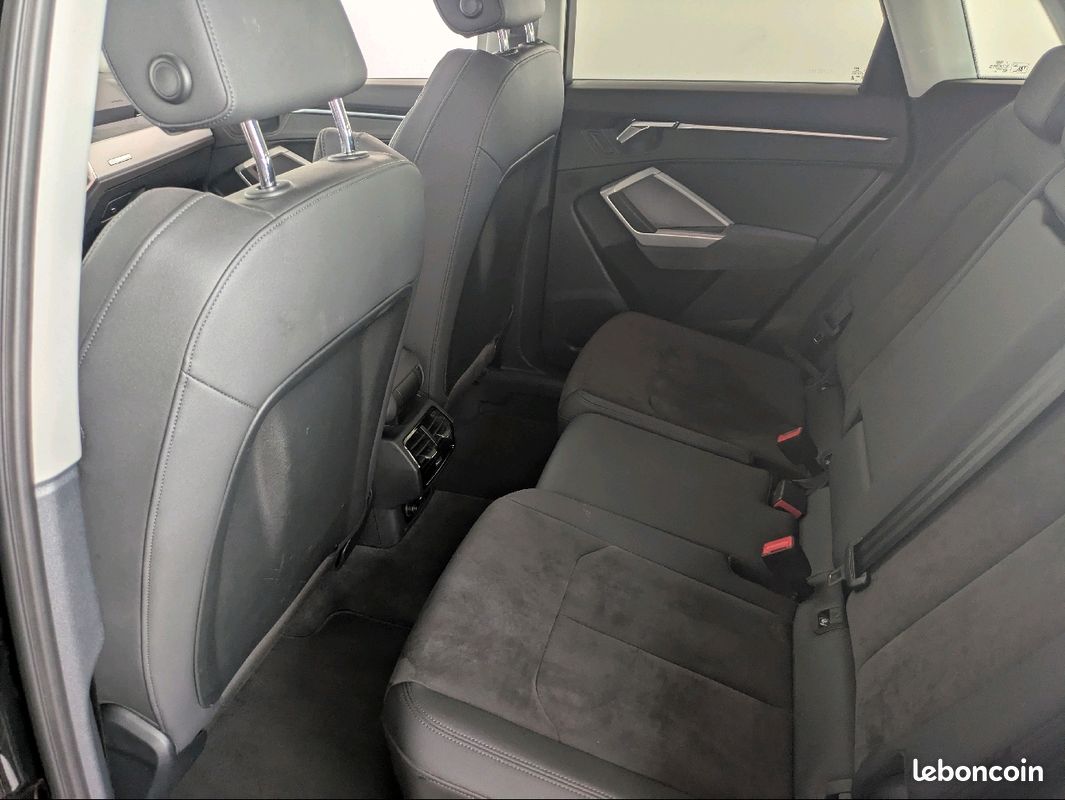 Audi Q3 35 TFSI 150CH MILD HYBRID DESIGN LUXE S TRONIC 7 (image 15)