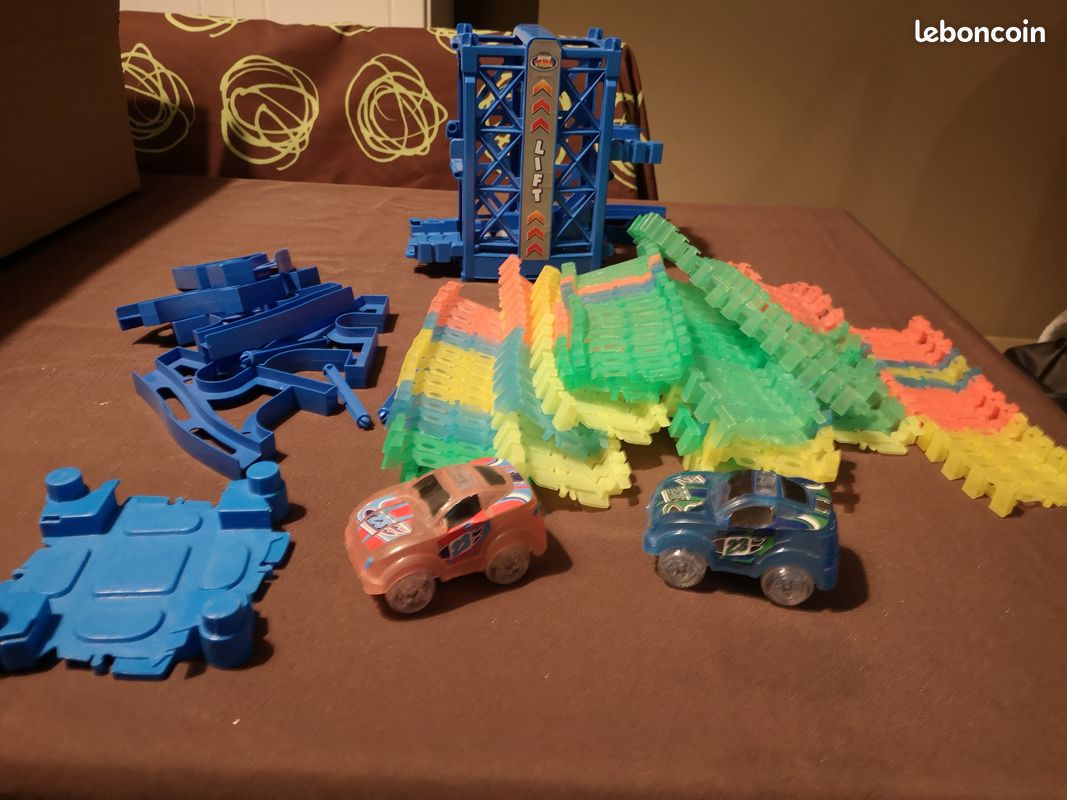 Circuit voiture TONZE Jeux Jouets