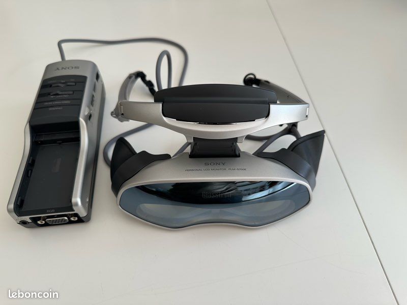 Converting The Sony Glasstron PLM-S700 into a Monocle