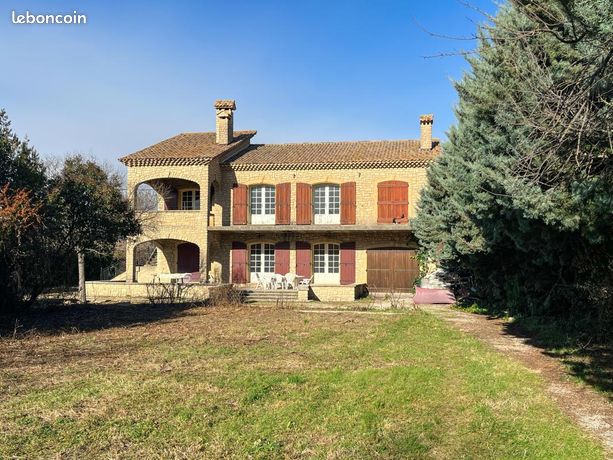 Mas 6 pièces 261 m²