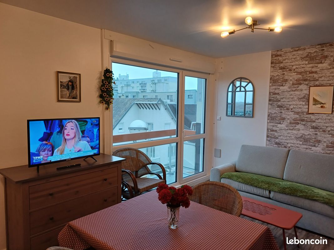Appartement 1 pièce 32 m² · à Calais · 32 m² · 530 €