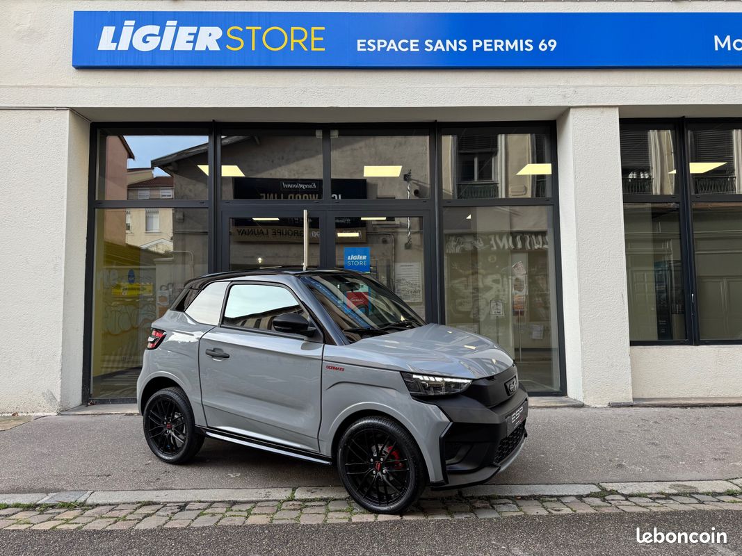 Voiture Sans Permis NOUVELLE LIGIER JS50 ULTIMATE à partir de 229/mois (image 2)
