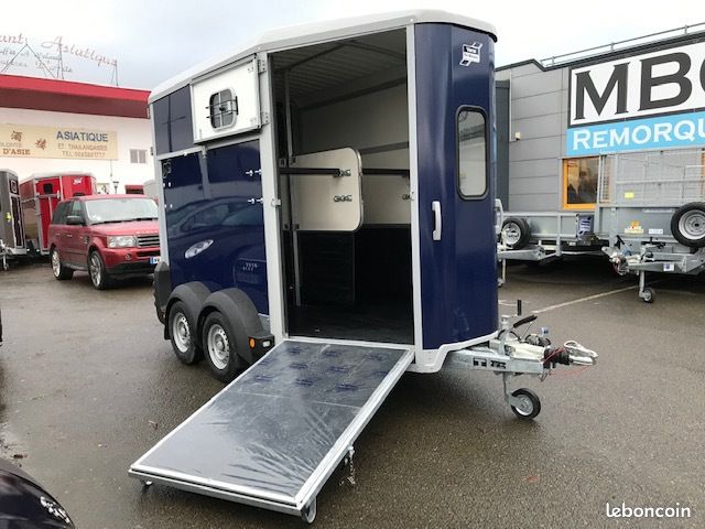 Van ifor williams HB 506 en 2 places chevaux disponible (image 3)