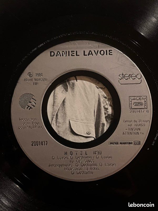 45 tours Ils s’aiment de Daniel Lavoie (image 6)