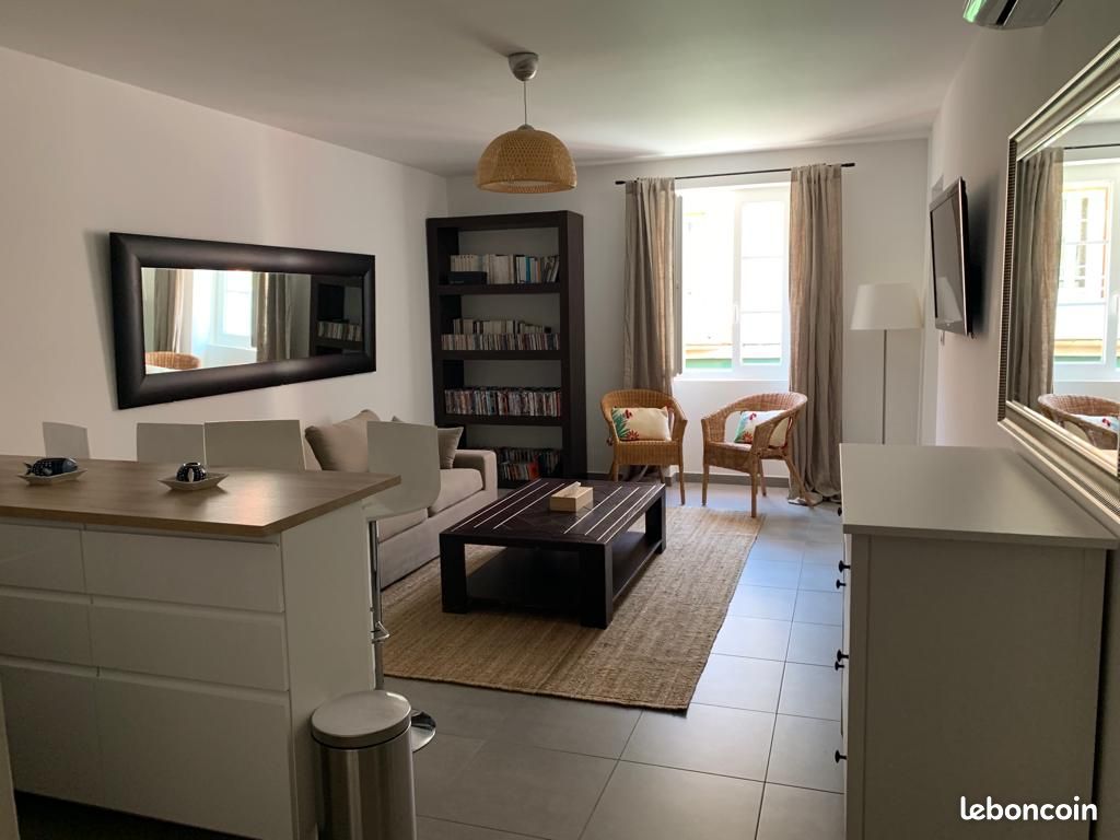 Appartement 2 pièces 44 m² · à Saint-Florent · 44 m² · 2 100 €/mois