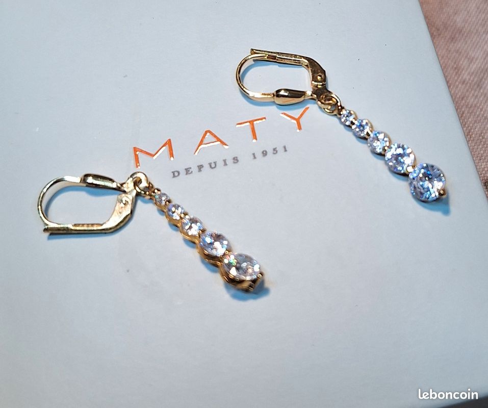 Boucles D'oreilles MATY En Argent Sterling - Avec Zircon - Clous - Neuf Avec étiquettes