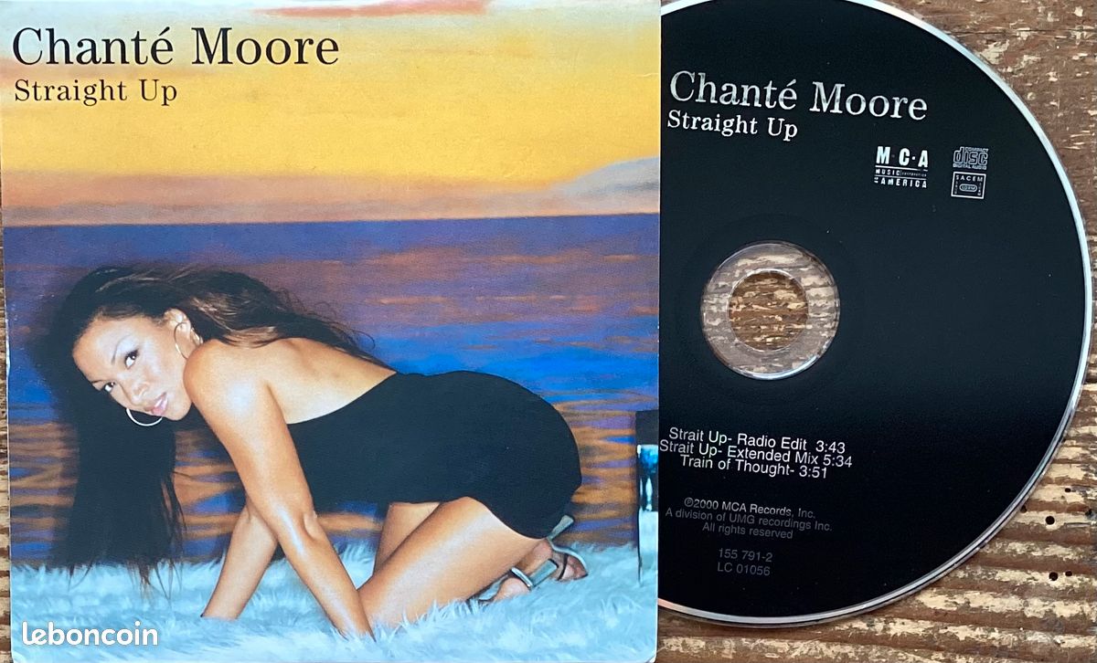 ? cd single chante moore « straight up » + 1 quasi neuf - CD 