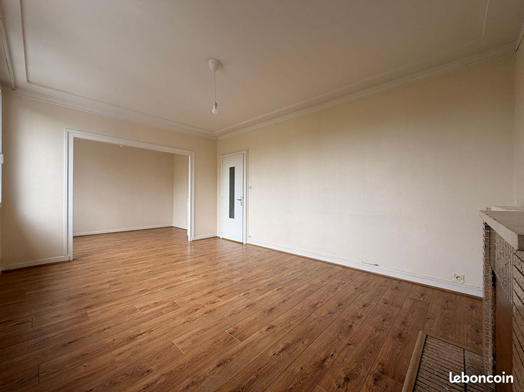 Appartement 3 pièces 77 m² · à Nantes · 77 m² · 820 €