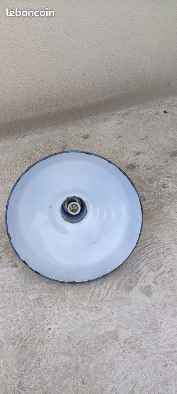 Lampe . Gamelle émaillée (image 5)