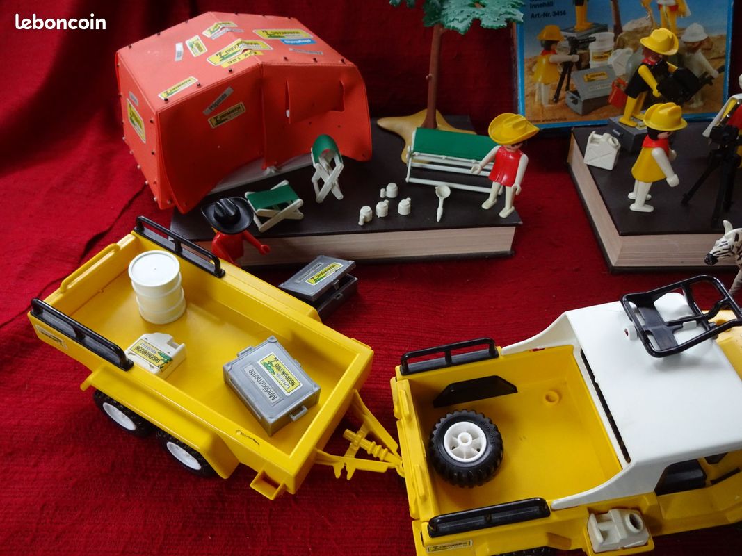 Lot PLAYMOBIL Vintage Safari Explorateur - Jeep, Animaux, Personnages - État Correct