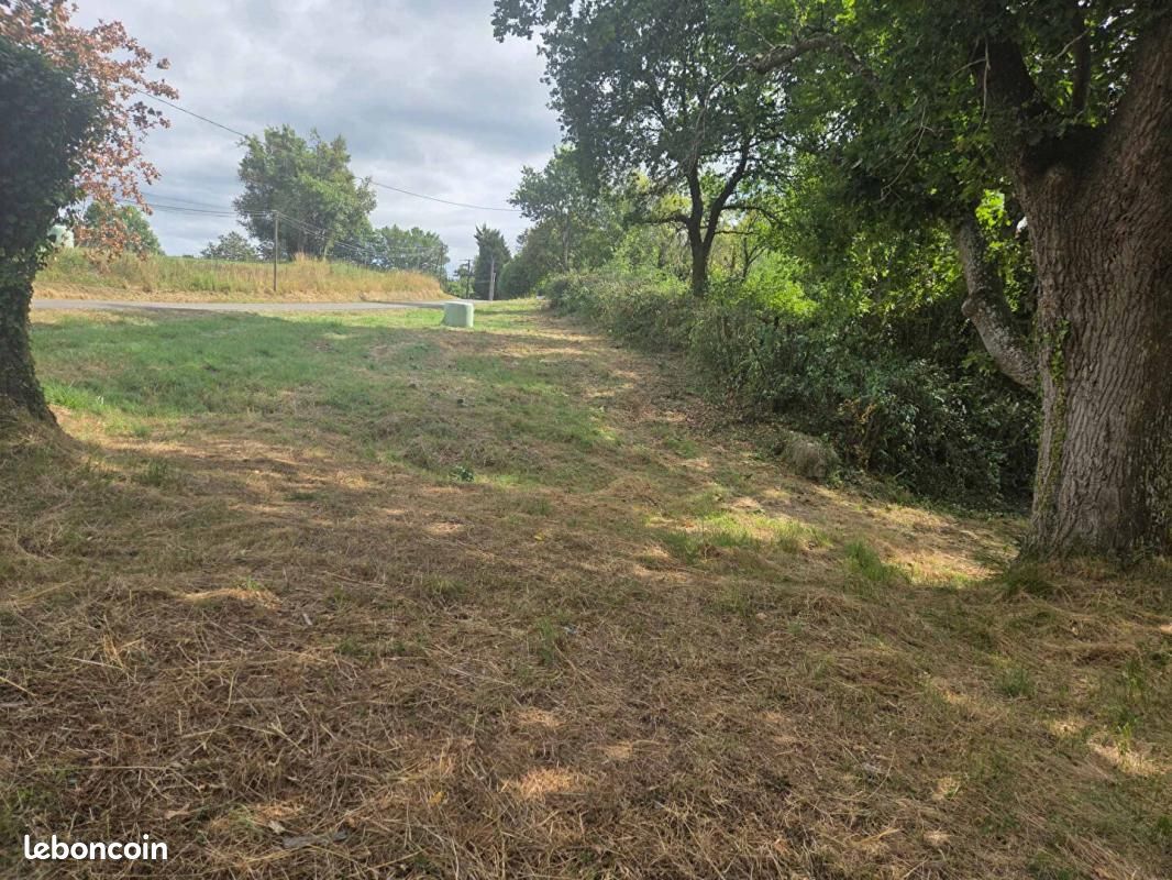 Terrain 1 122 m² Hasparren · 88 000 €