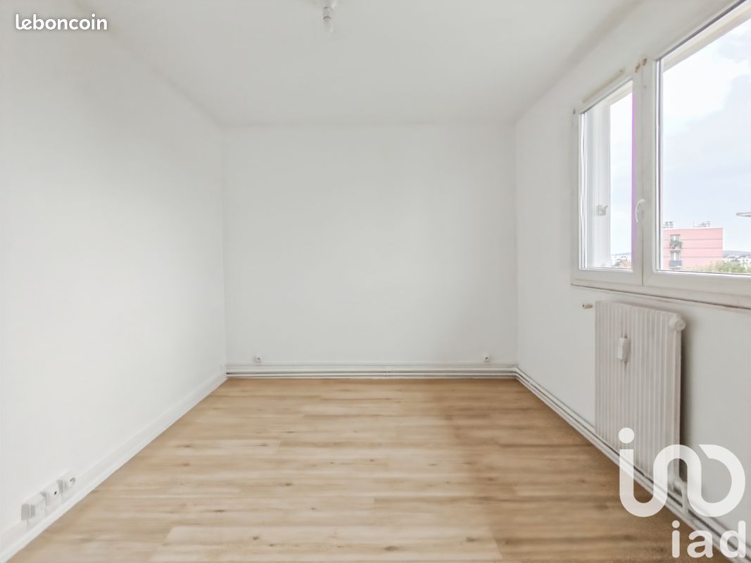 Appartement a louer sainte-genevieve-des-bois - 4 pièce(s) - 72 m2 - Surfyn