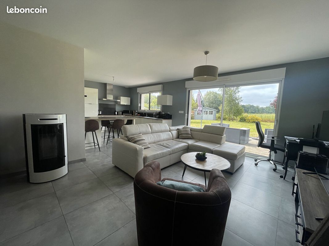 Maison 5 pièces 96 m² · à Ecques · 96 m² · 1 120 €
