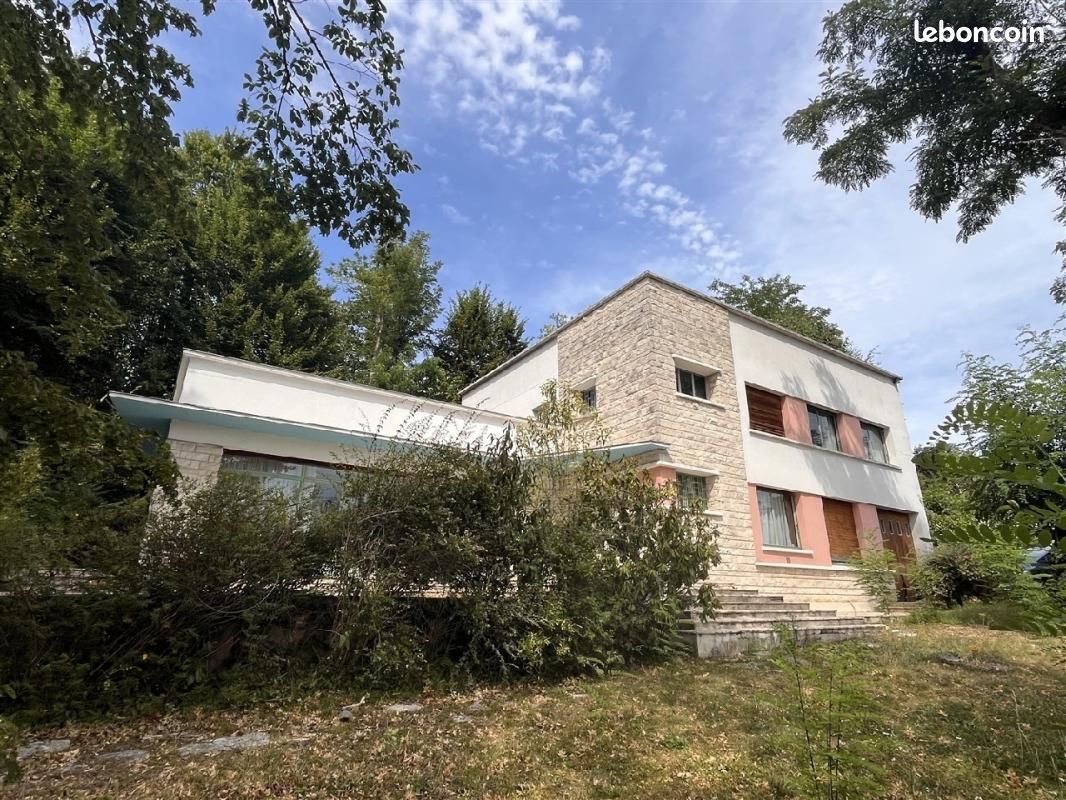 Maison 9 pièces 220 m² · à Margency · 220 m² · 519 000 €