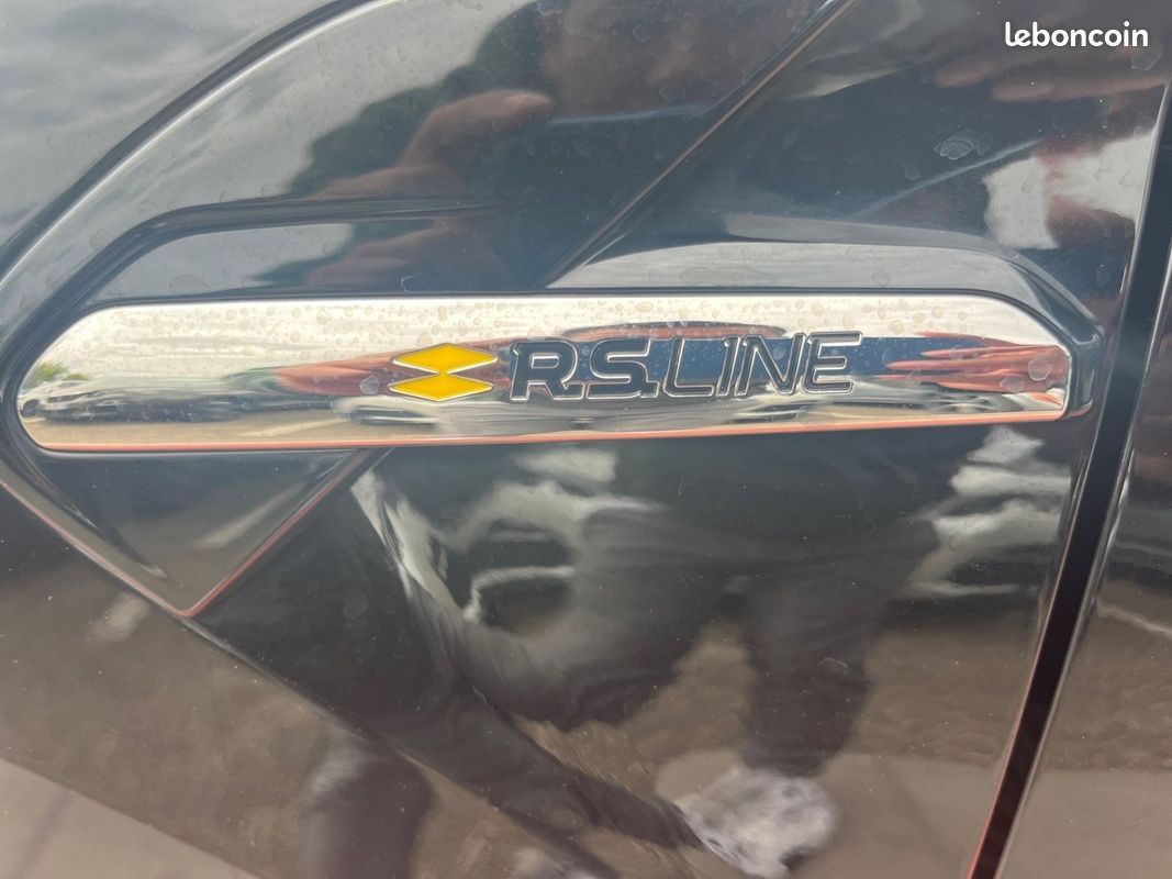 RENAULT CAPTUR R.S Line 160 / TCE MHEV (image 24)
