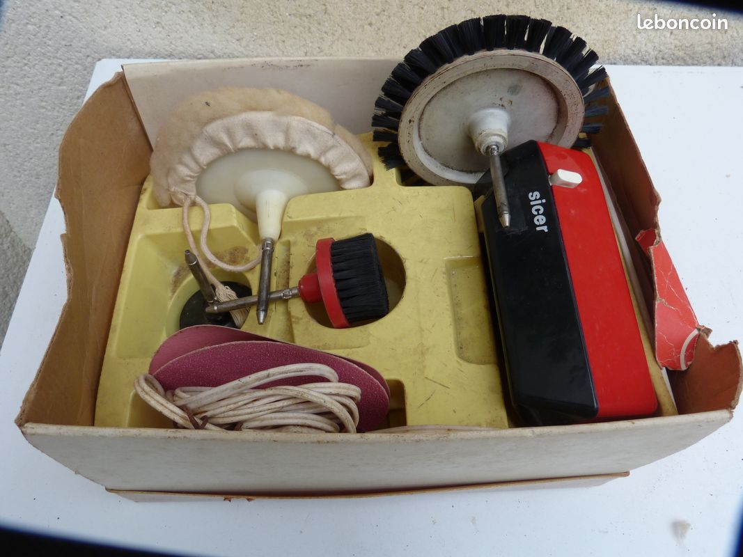 Machine à cirer, polir et décaper (les meubles) (image 1)