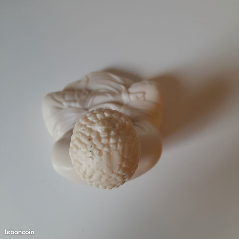 Bouddha sculpté (image 3)