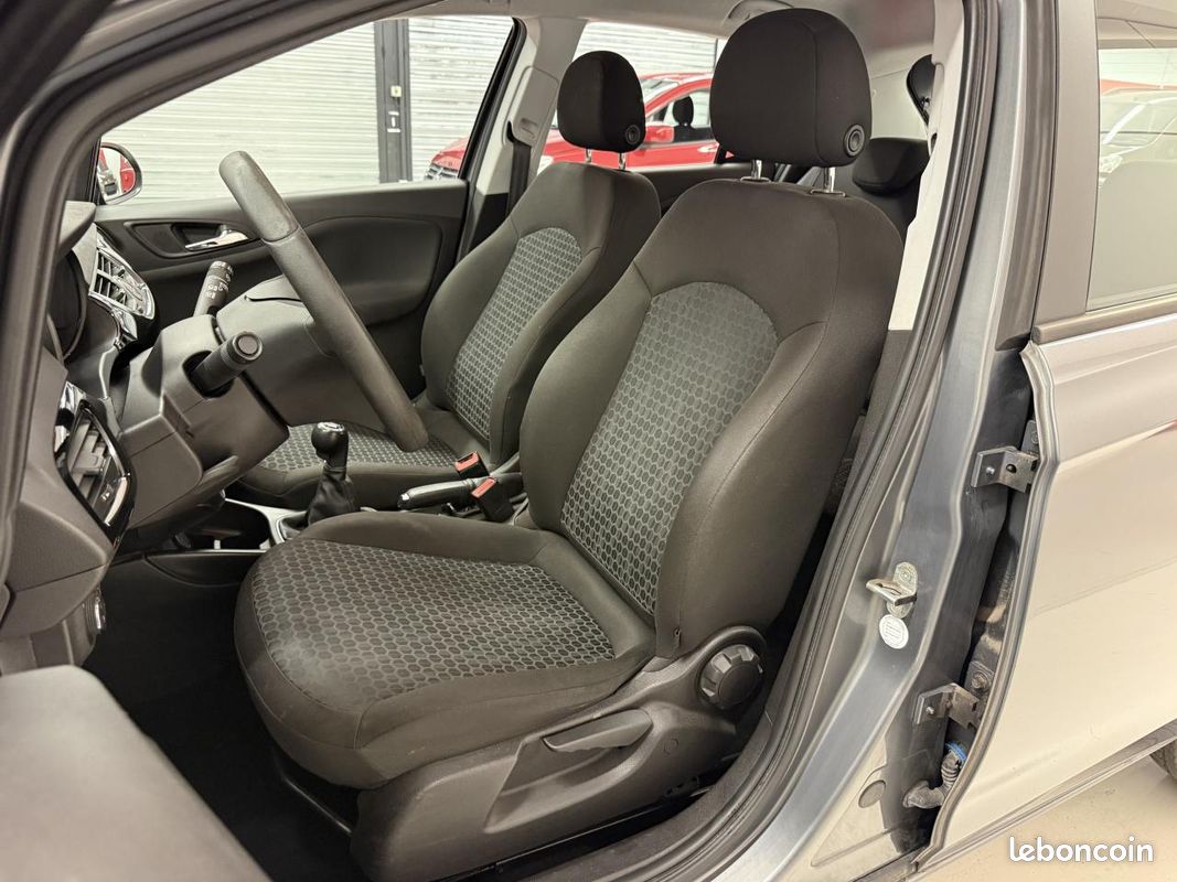 Opel corsa 1.2 essence 69 cv enjoy (image 12)