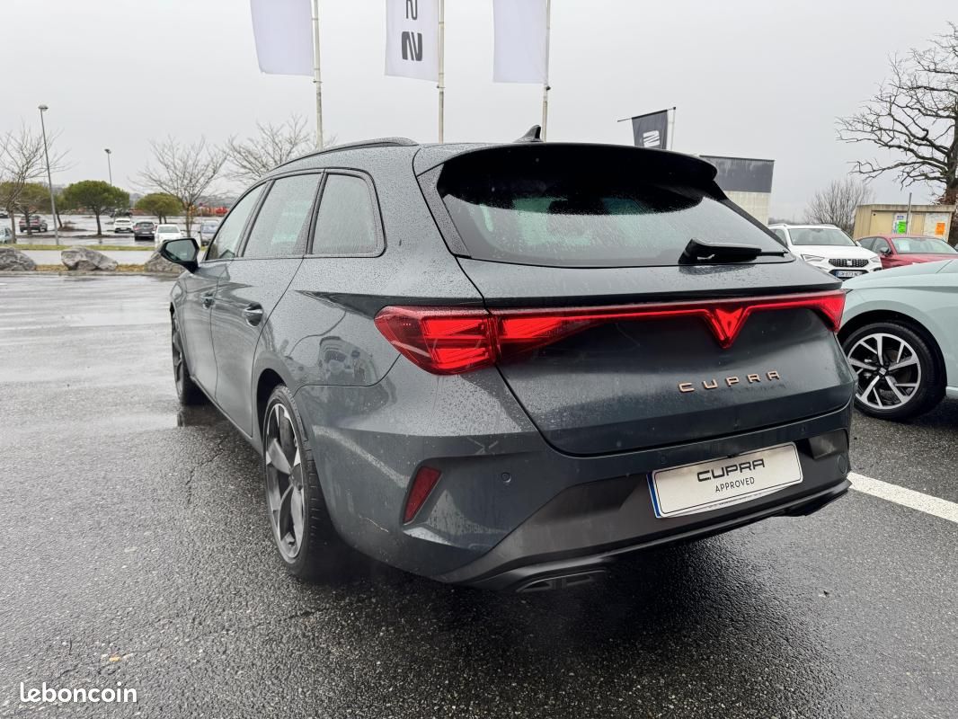 Cupra Leon SPORTSTOURER 1.5 eTSI Hybrid 150 ch DSG7 V (image 3)