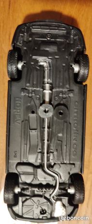 NOREV 1/43 – Citroën C6 Bleu Métallisé 2005 – Coffret Voiture Miniature (Occasion)