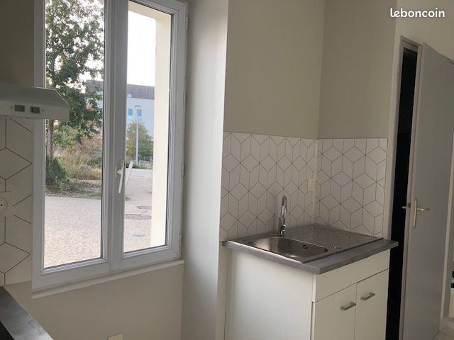 Maison à louer au Bourg sous la Roche (image 2)