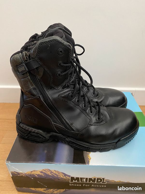 Bottes Magnum Ultima 8.0 WP M-LOCK, Militaire Combat, Noir, Neuves Avec Emballage