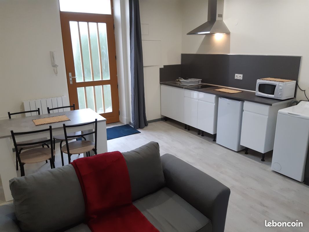 Appartement 2 pièces 33 m² · à Roanne · 33 m² · 460 €