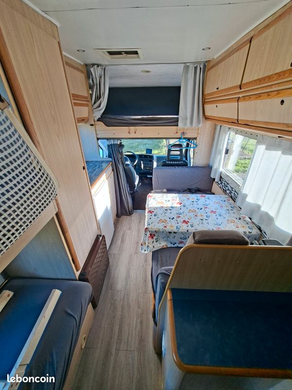 Camping-car Fiat Ducato Mobilvetta (image 1)