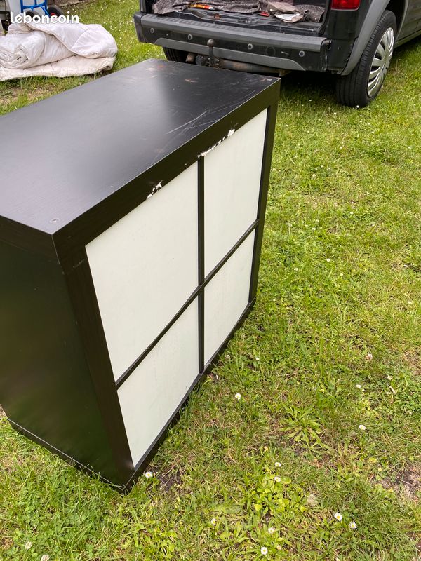 Vends étagère IKEA kallax (image 1)