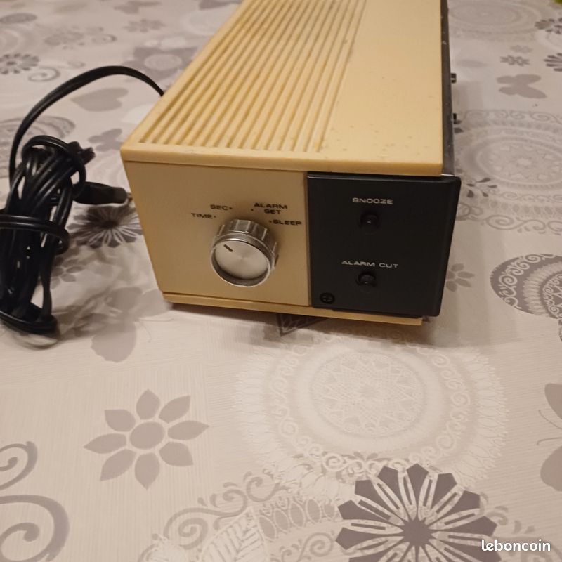 Réveil orientable Jaz modele prestic 1960 | Selency