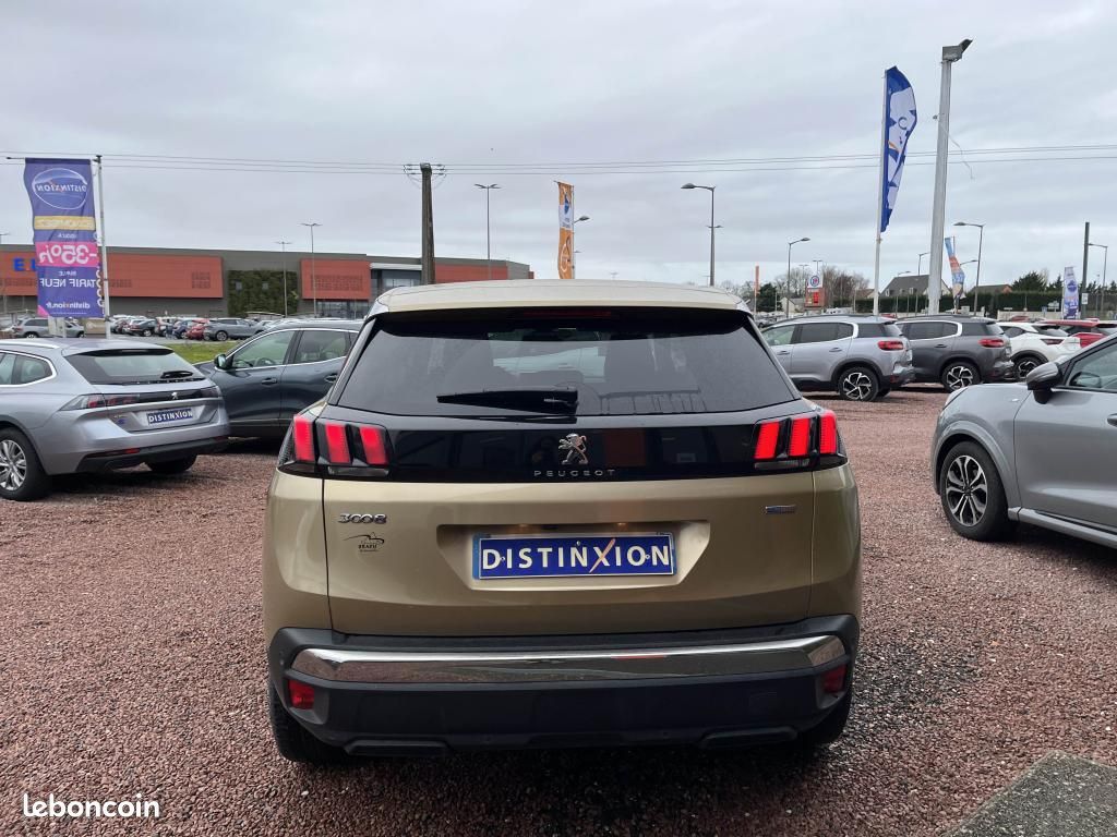 PEUGEOT 3008 1.2i 12V S&S - 130 - ALLURE (image 12)