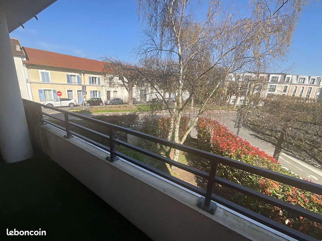 Appartement 3 pièces 53 m² · à Houilles · 53 m² · 299 900 €